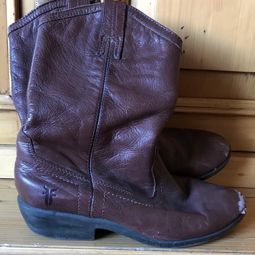 Kids frye boots size 2